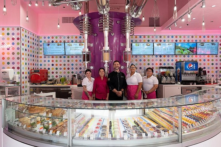 Sweet Sin By Claude Escamilla Opens At The Linq Promenade