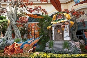 Bellagio’s Conservatory & Botanical Gardens Creates Enchanted ‘Into The Woods’ Experience with New Autumn Display