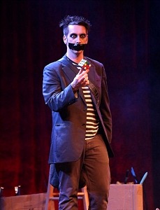 Get Your Gaffer Tape Ready: Tape Face Is Back Performances to Resume at Harrah’s Las Vegas Nov. 11, 2020