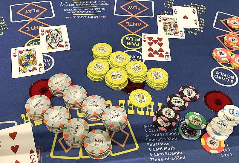 Caesars Rewards Member Hits Mega Progressive 3 Card Poker Jackpot of $231,459 at Bally’s Las Vegas 