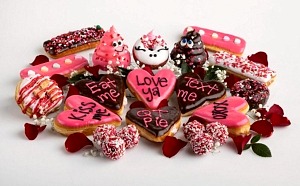 Love is in the Air This Valentine’s Day with Holiday Treats from Pinkbox Doughnuts