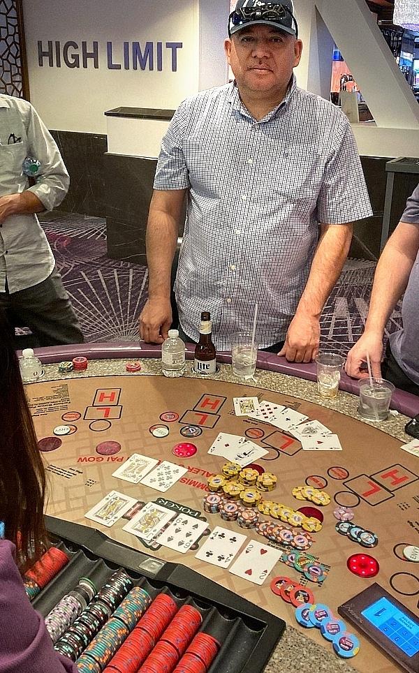 Caesars Rewards Member Hits Progressive Jackpot on Pai Gow Poker for $138,894 at the All-New Harrah's Las Vegas