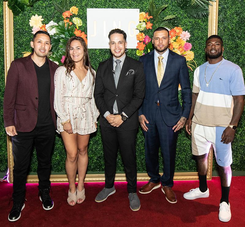  Daniel Rodriguez, Jessica Eye and Trevin Jones pose for a photo with management in front of JING Las Vegas (photo credit: JING Las Vegas) 