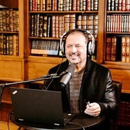 Dr. Jonathan Baktari Gives ‘Inside Scoop on Healthcare’ in his Podcast