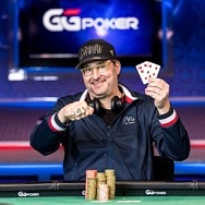 Poker Legend Phil Hellmuth Awarded 16th WSOP Gold Bracelet with Rare Ceremony Appearance