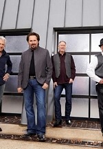 Free Downtown Hoedown at Fremont Street Experience with Jordan Davis, The Frontmen of Country and Diamond Rio Dec. 1