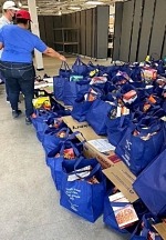 Help of Southern Nevada and Junior League of Las Vegas Assemble 2,500 Non-perishable Food Bags for More Than 1,000 Families This Holiday Season