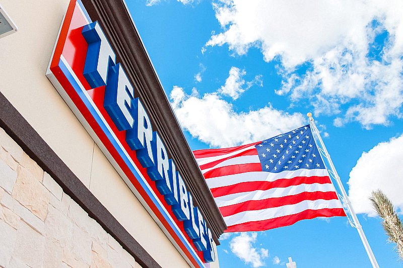 Terrible’s Announces Free Fountain Drinks, Coffee and Car Washes for Veterans Day 
