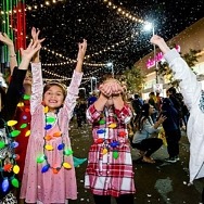 Downtown Summerlin Kicks off Holiday Season with Annual Holiday Parade, Rock Rink, Santa and More