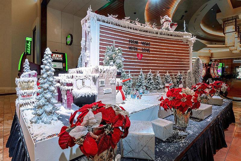 Red Rock Casino Resort & Spa Unwraps More Holiday Cheer with Giant Gingerbread Hotel