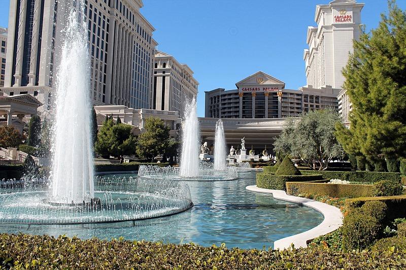 Las Vegas on a Budget: Tips + Cheap Things to Do