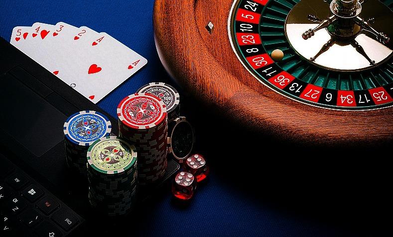 Which Vegas Casinos Have Online Slots?