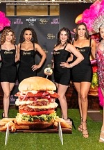 Hard Rock Cafe Las Vegas Celebrates Launch of New Messi Burger (w/ Video)