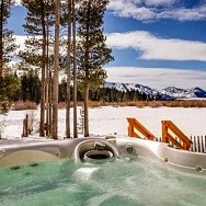 South Lake Tahoe’s RnR Vacation Rentals Embraces New ‘Workcation’ Travel Trend With Extended Stays