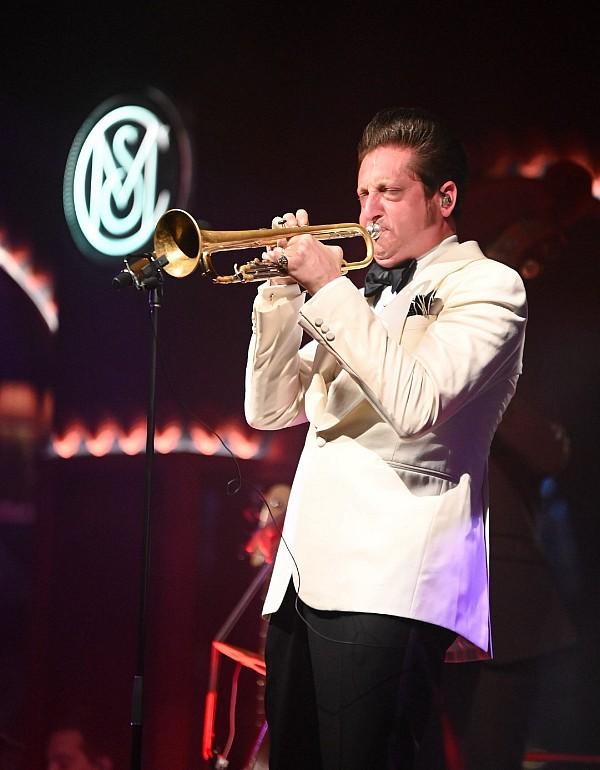 Brian Newman Performs Pop-up Show at Bellagio’s the Mayfair Supper Club