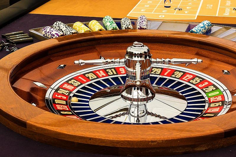 Why Live Casino Table Games are So Popular Today