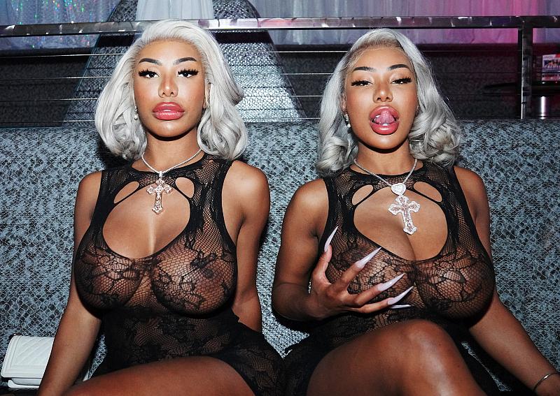 Clermont Twins Make Larry Flynt's Hustler Club Appearance