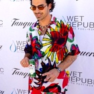 Tanqueray & Joe Jonas Spin Into a Summer of Sunshine In a Glass with DJ Set at Wet Republic in Las Vegas