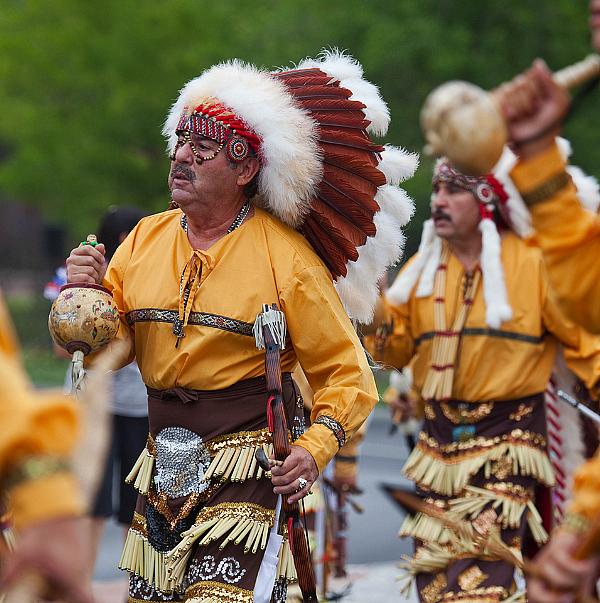 Danza Del Carrizo Native American performing group