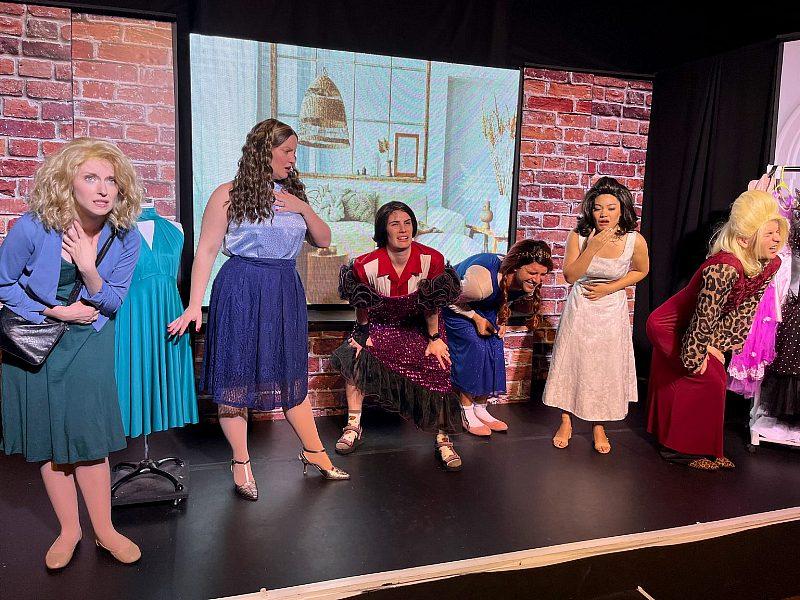 The adults-only musical spoof is ready to party it up with all the bridesmaids and Bridesmaids fans in the marriage capital of the world