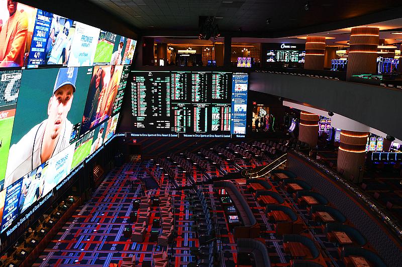 Big Eats and Bigger Bets: Circa Resort & Casino Launches New Lunch Program at World’s Largest Sportsbook