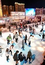 The Cosmopolitan of Las Vegas Ice Rink Opens (w/ Video)