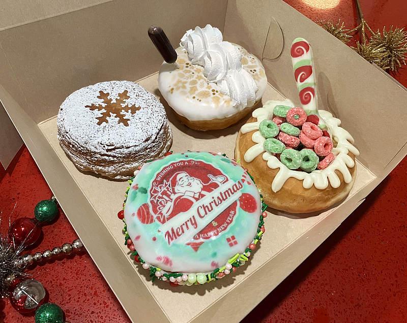 The Christmas box donut set 