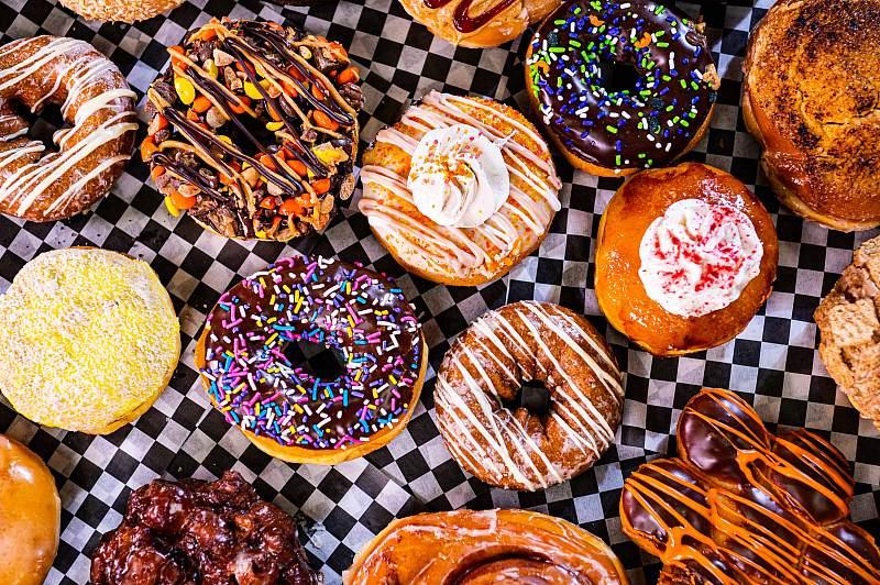 Easy Donuts - Multiple Donuts (Courtesy of Proper Eats)