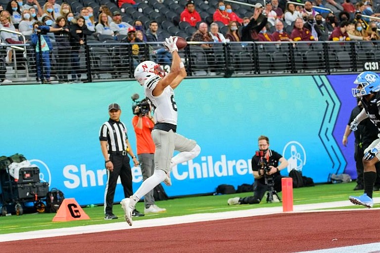 EastWest Shrine Bowl College Football AllStar Game Happening In Las