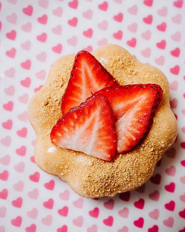 Strawberry cheesecake mochi donut