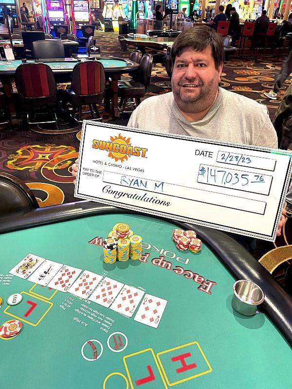 Arizona Visitor Takes Home Six-Figure Progressive Jackpot at Suncoast Hotel and Casino
