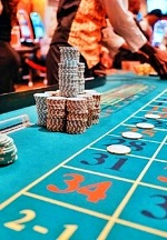 Comparing Online Casinos and Land-Based Casinos