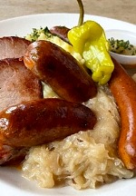 Hofbräuhaus Las Vegas to Celebrate Father's Day with Mouthwatering Bavarian Specials
