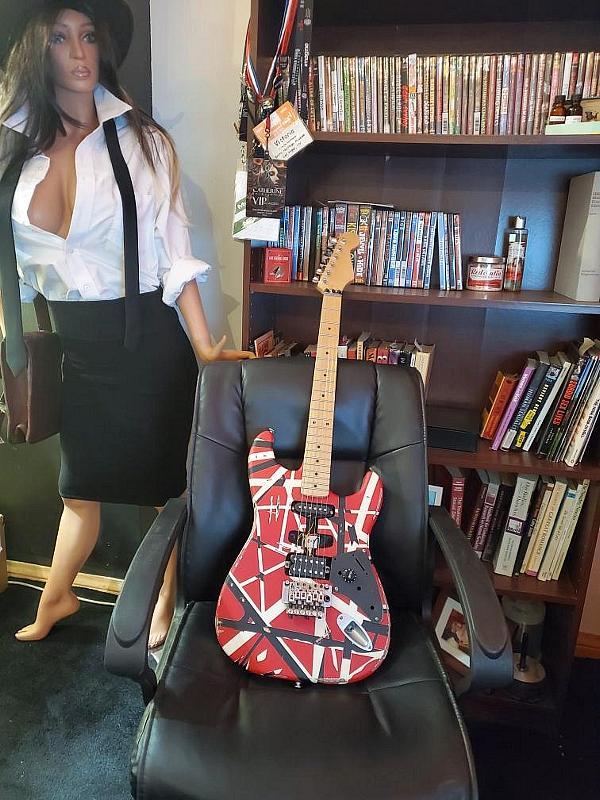 Eddie Van Halen Frankeinstein Guitar