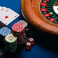 Learning the Particulars of Online Betting