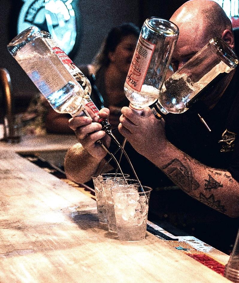 CliQue Bar & Lounge Hosts Flair Bartending Contest to Crown the Coolest Bartender in Vegas