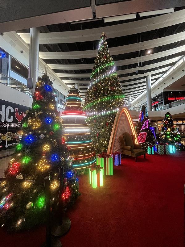 Christmas trees at Fashion Show Las Vegas