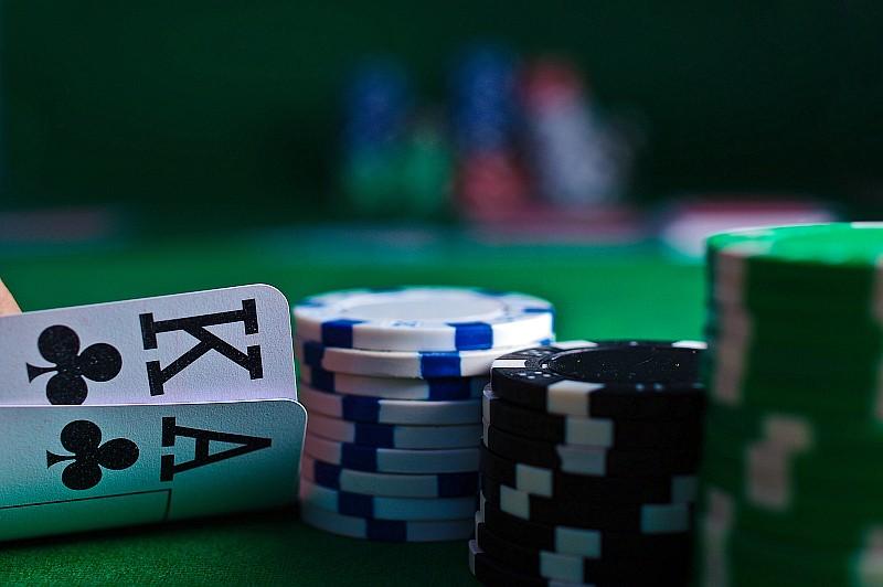 Mastering Online Texas Hold'em: A Guide for Casual Poker Players