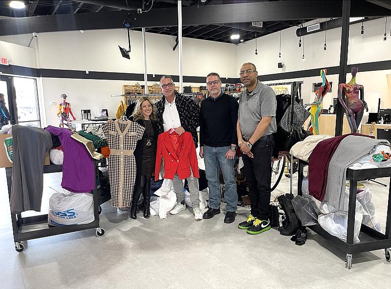 Max Pawn Luxury & EZPAWN Hold Annual Coat Drive in Support of Project 150