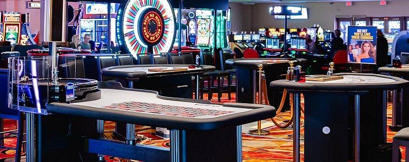 Tuscany Suites & Casino Celebrates the Return of Live Table Games to the Casino