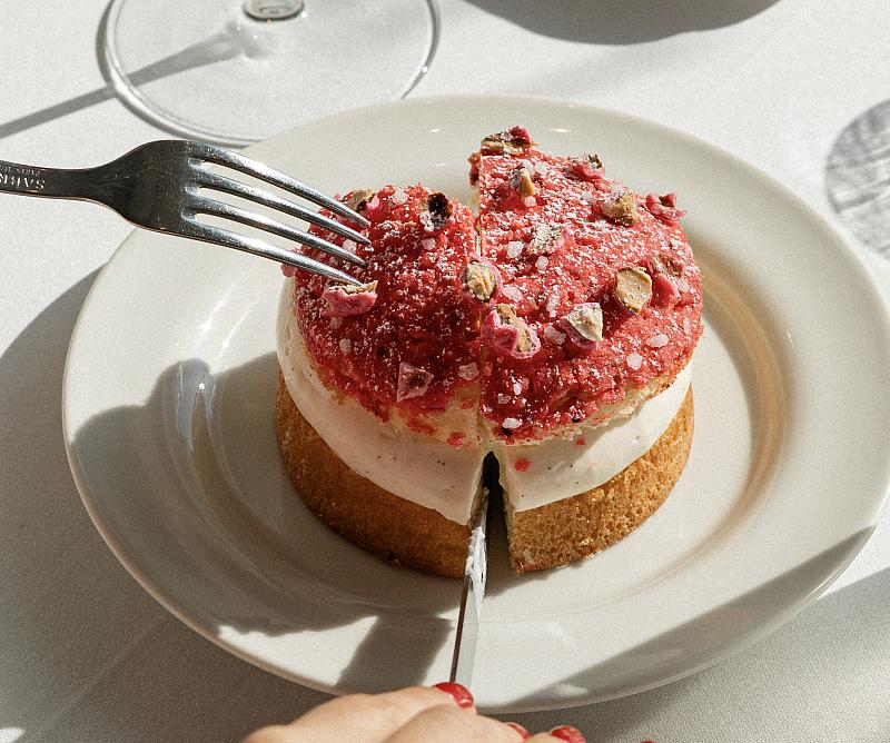 LPM Restaurant & Bar Introduces an Exclusive Brigitte Bardot-Inspired Dessert for Valentine's Day
