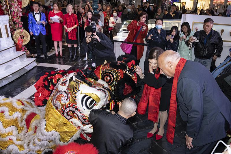 Grand Canal Shoppes at The Venetian Resort Las Vegas will host the 13th annual Chinese New Year in the Desert ribbon-cutting ceremony, marking the official beginning of the city-wide celebrations. 