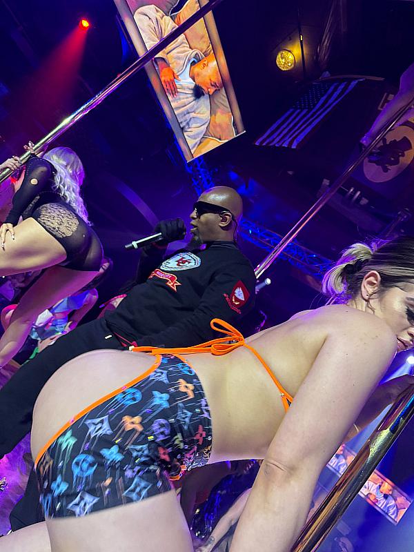 Tech N9ne performed his single 'Red Kingdom' alongside multiple entertainers at Larry Flynt's Hustler Club Las Vegas (Photo credit: Lorraine London for Larry Flynt's Hustler Club Las Vegas)