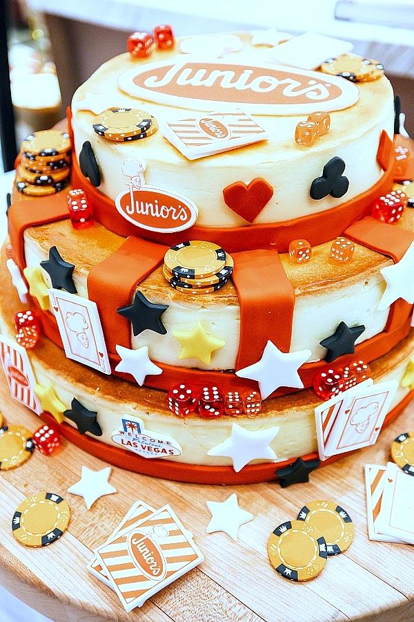Junior’s Restaurant and Bakery Opens First West Coast Location at Las Vegas Resorts World