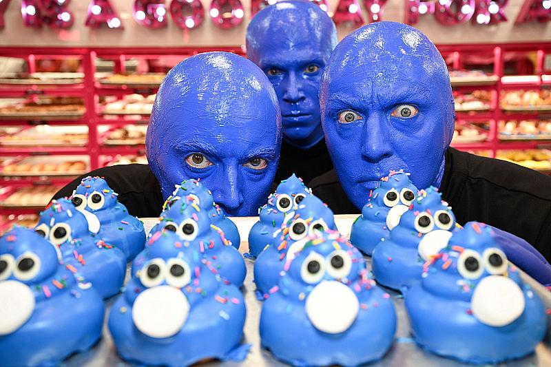 Blue Man Group Surprises Guests at Pinkbox Doughnuts With Delightful Deliveries