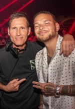 Celebrity Sighting: Kane Brown Spotted at Zouk Nightclub for Kaskade Performance