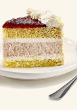 Junior’s Restaurant and Bakery Debuts New Flavor - Raspberry Supreme Cheesecake – For National Cheesecake Day