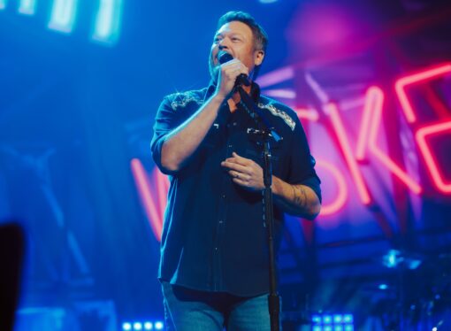 Blake Shelton Adds Eight Dates May 6-24 at The Colosseum at Caesars Palace