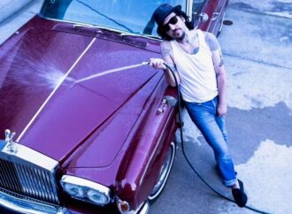 Mickey Avalon to Perform at Aria’s Easy’s Cocktail Lounge on April 11 in 20th Anniversary Tour