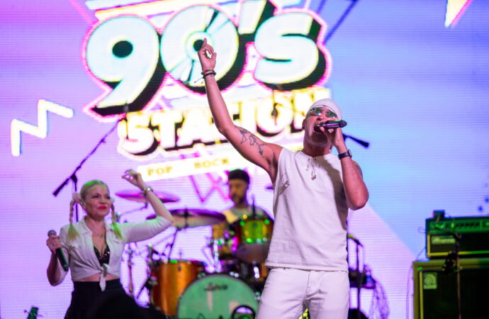 Photos: Fremont Street Experience Launches Free Themed Series With ’90s House Party in DTLV